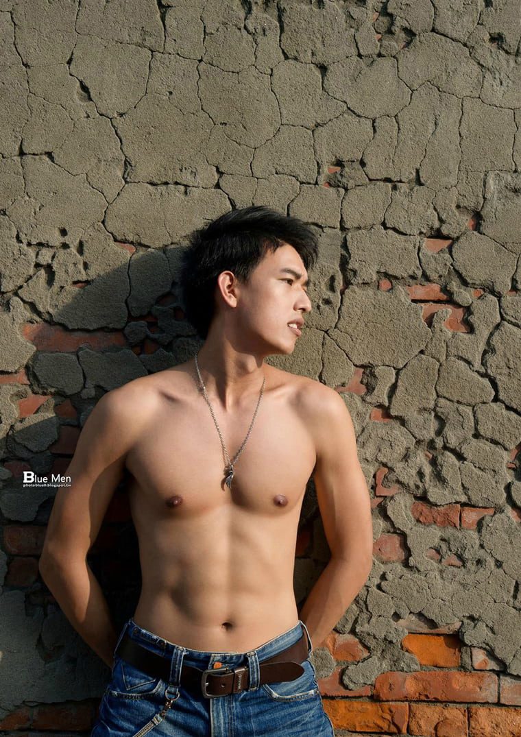 BLUEMEN Blue Male Color NO.56 Sunshine Big Boy-Little Hunter——Wanke Photo + Video