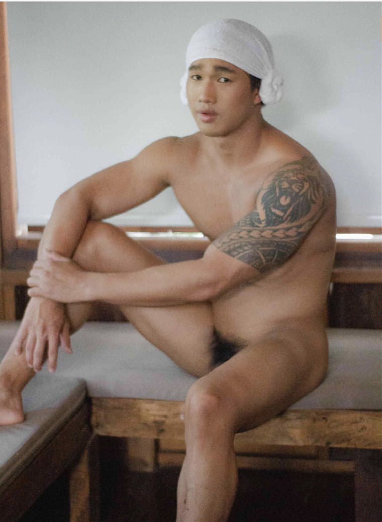 帅气壮胸