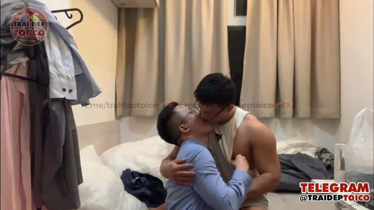 วินเซนต์ มัสเซิล เซเลบริตี้ NO.01 Gan ปัสสาวะชายกล้ามเป็นมัด——Wanke Video