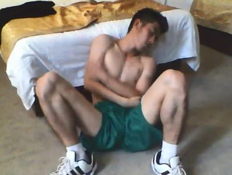 Video Collection of Handsome Guys in Green Pants-Wanke Video