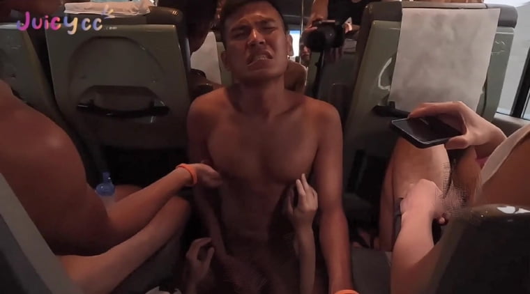 旅游大巴群P游戏——万客视频